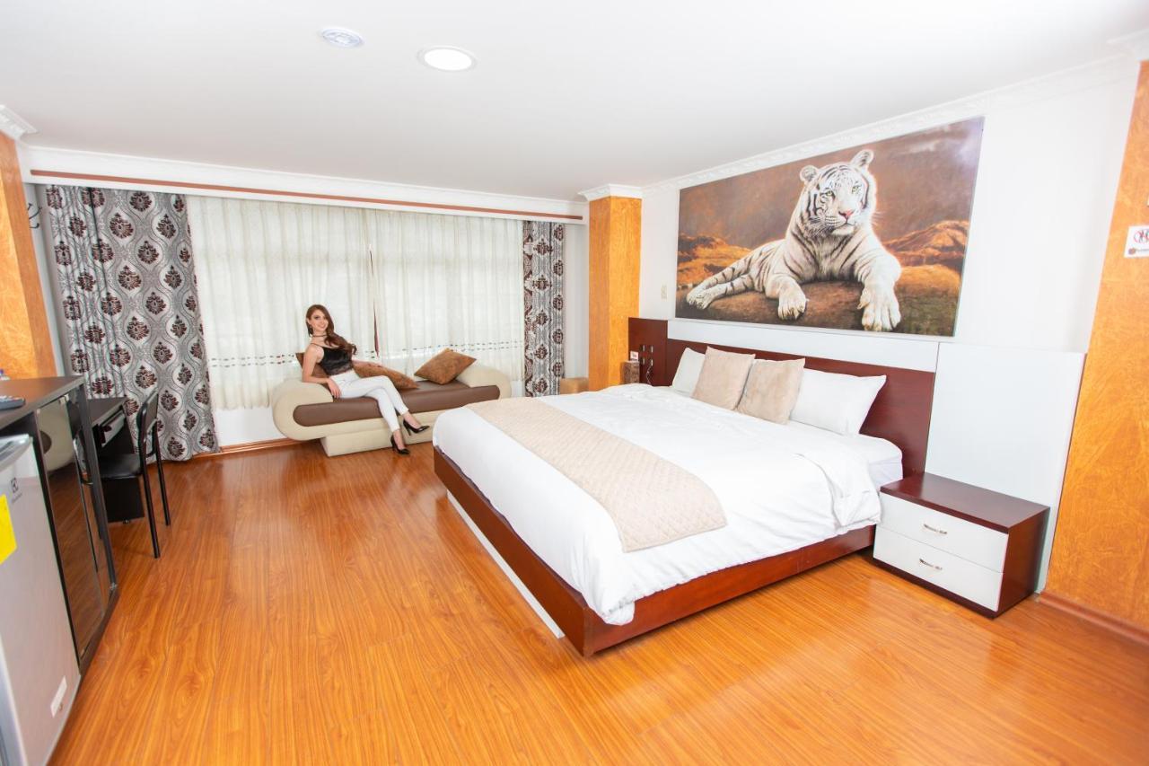 La Kapital Hotel Ambato Bagian luar foto