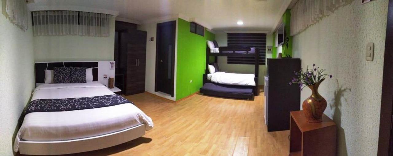 La Kapital Hotel Ambato Bagian luar foto